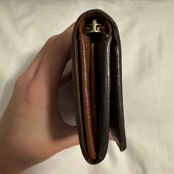 Louis Vuitton Wallet - Picture 3 of 12